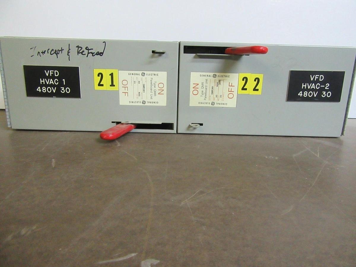 Used GE TWIN QMR PANELBOARD FUSIBLE DISCONNECT QMR361 30 AMP 600 VAC 20 HP