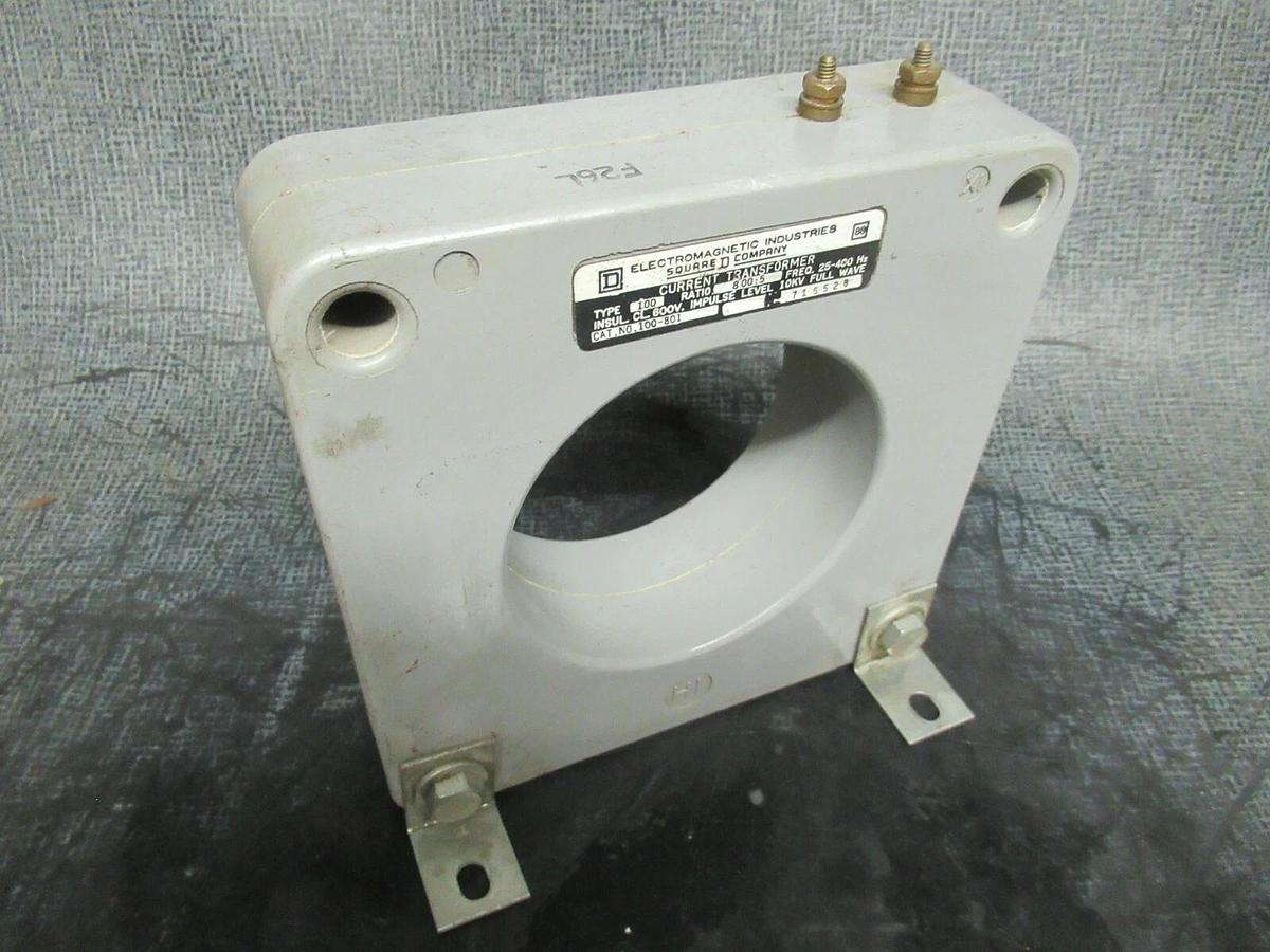Used SQUARE D CT CAT: 100-801 RATIO: 800:5 25 HZ 600 V IMPULSE: 10KV FULL WAVE