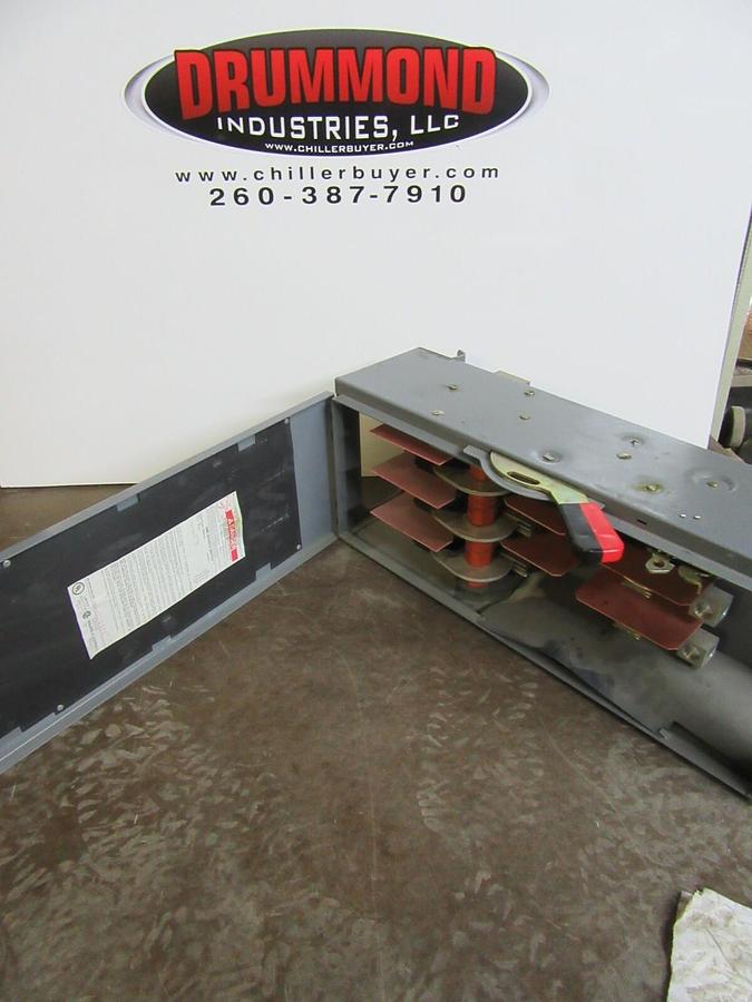 Used SQUARE D QMB SAFETY DISCONNECT SWITCH QMB324W 200 AMP 240 VAC 3-POLE TYPE 1 ENCL