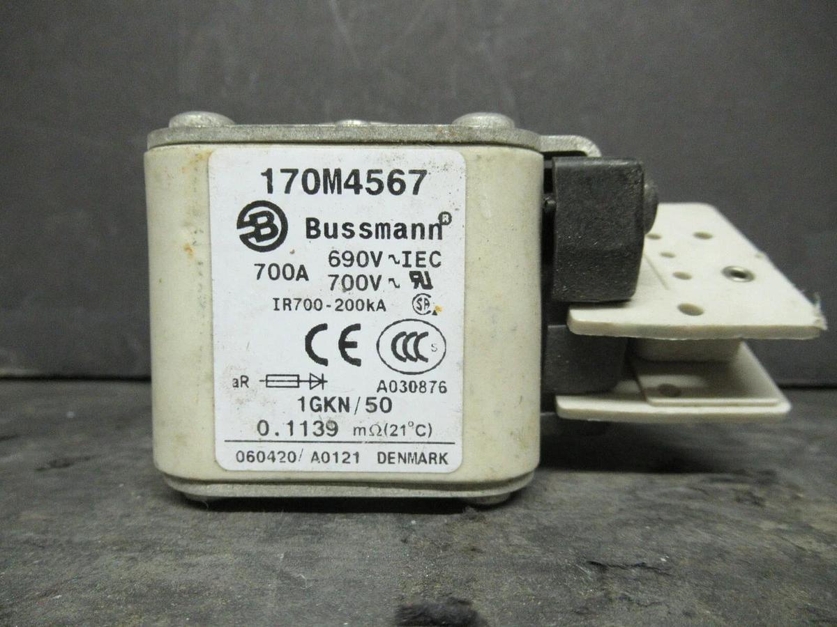 Used BUSSMANN FUSE 170M4567 700 AMP 700 VAC **30 DAY WARRANTY INCLUDED**