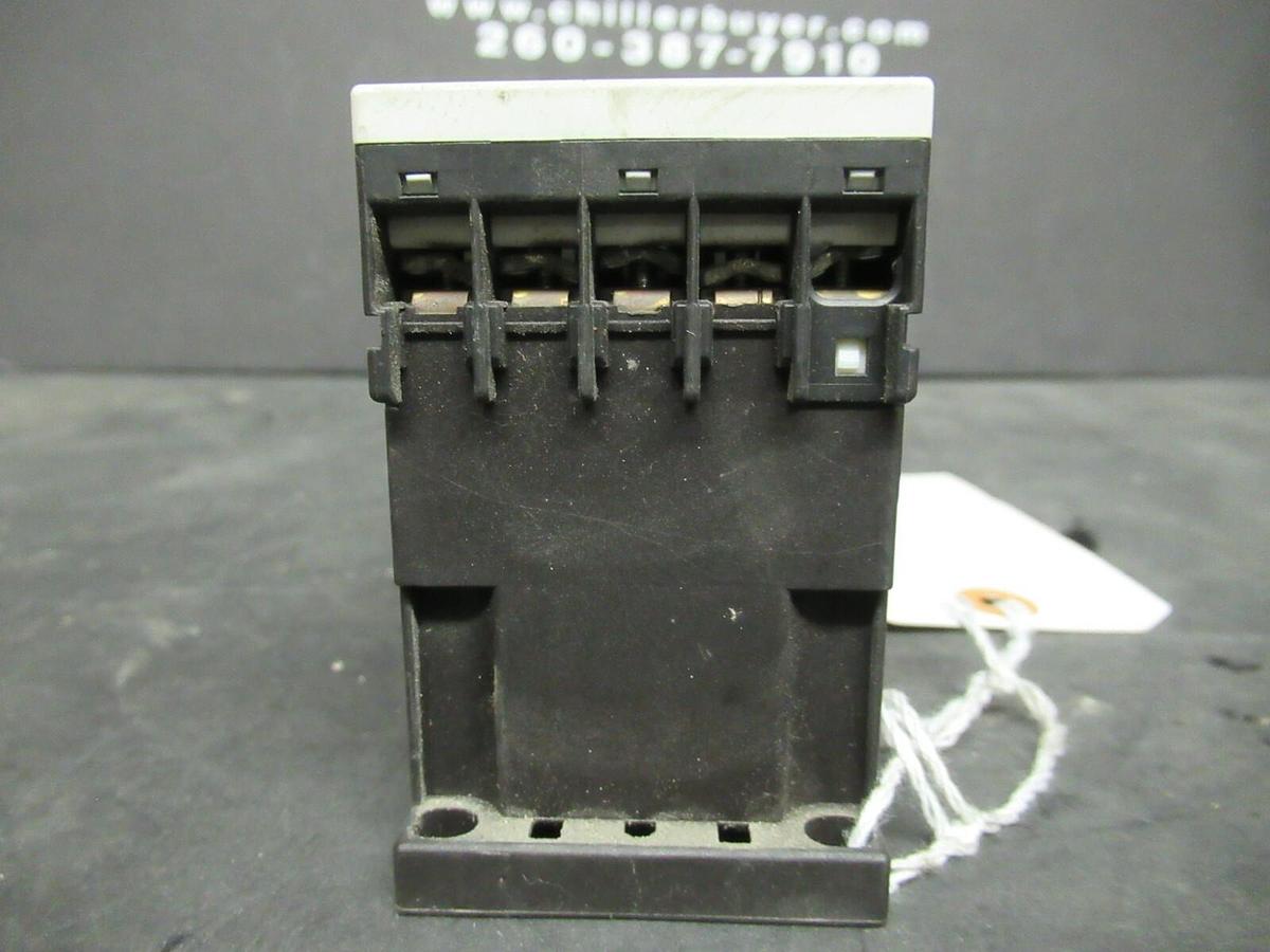 Used SIEMENS MANUAL MOTOR START 3RV1021-1KA10 600 VAC 12 AMP 10 HP