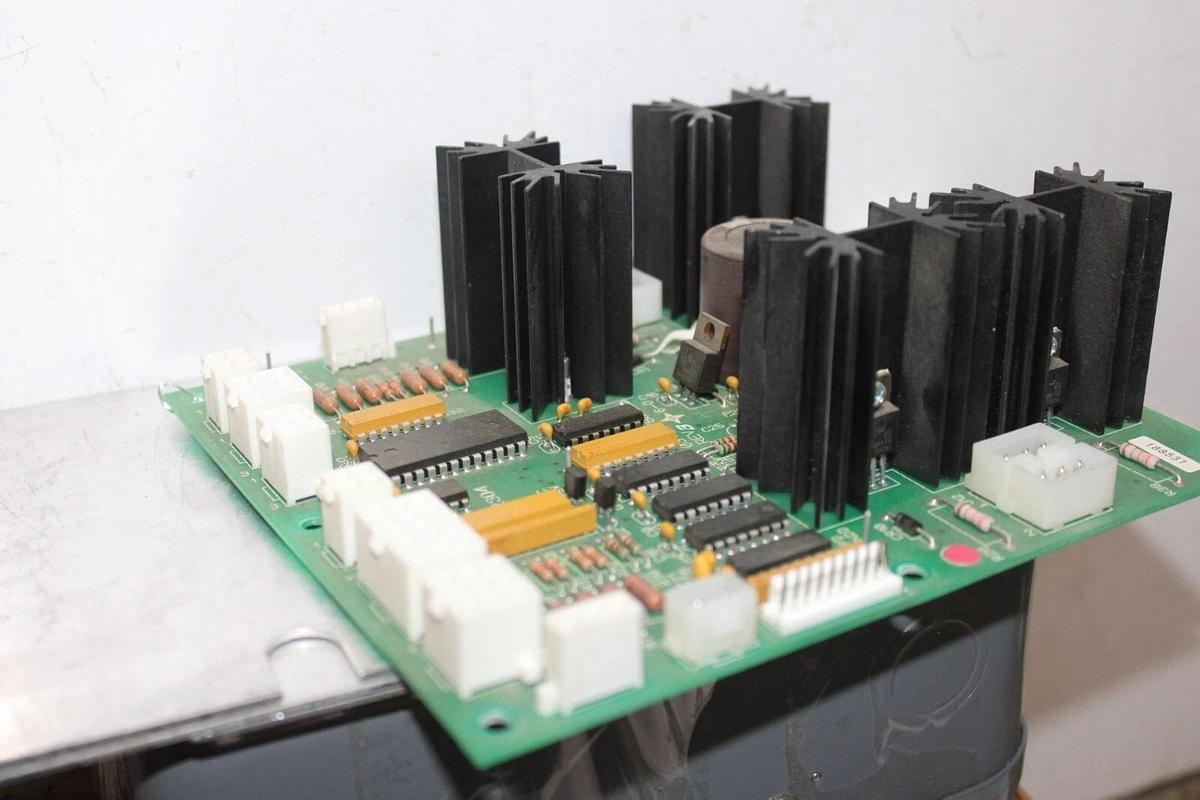 Used YORK HVAC EXPANSION CONTROL CIRCUIT BOARD 031-01788-000 REV. B **WARRANTY**