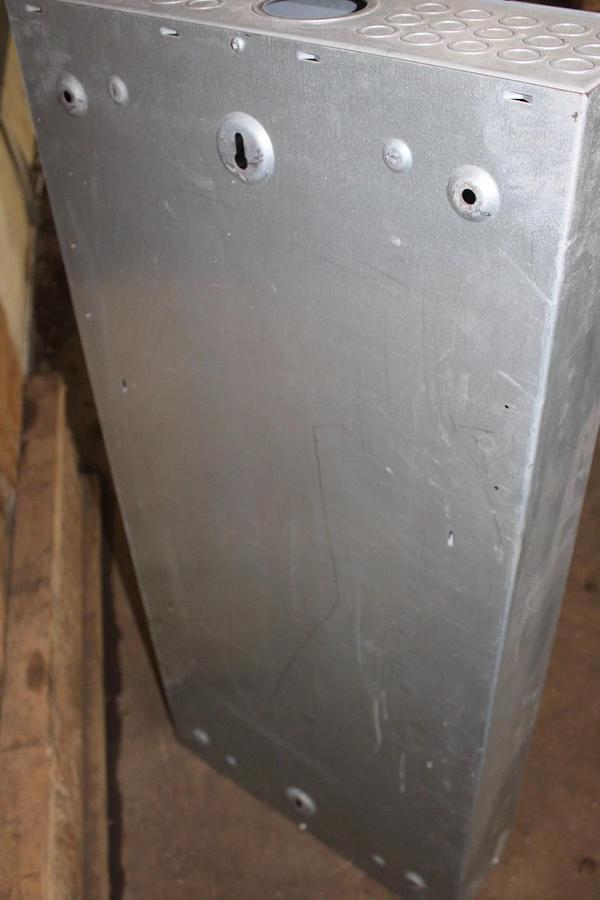 Used SQUARE D TYPE 1 NQOD MAIN SERVICE PANEL 12144593240030001 250 AMP 30-SLOT 208V