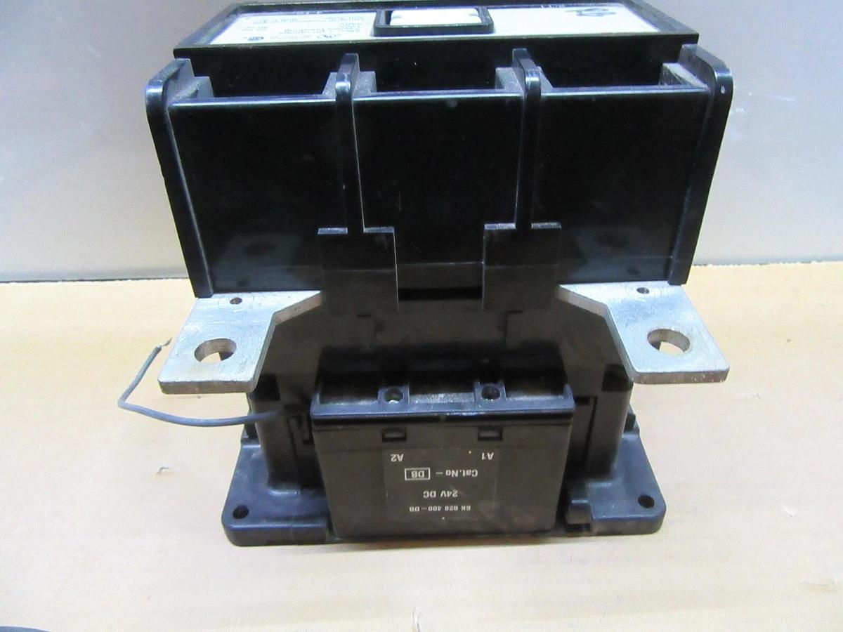 Used ABB CONTACTOR EH-260 600 VAC 300 AMP 250 HP 3-PHASE 3-POLE COIL: 24 VDC