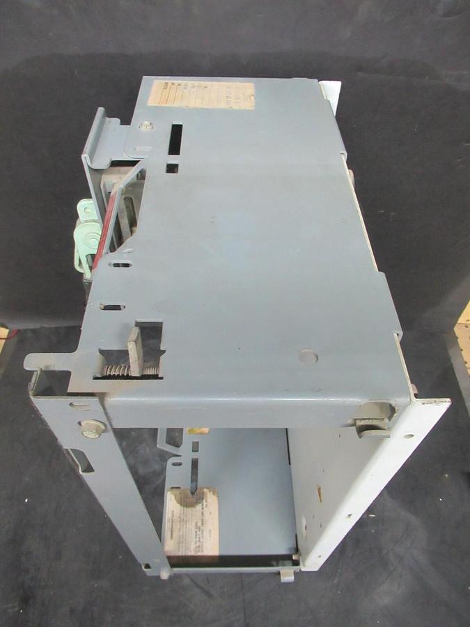 Used CUTLER HAMMER MOTOR CONTROL BUCKET 17" CHASIS 600 V NO BREAKER / STARTER W/ DOOR