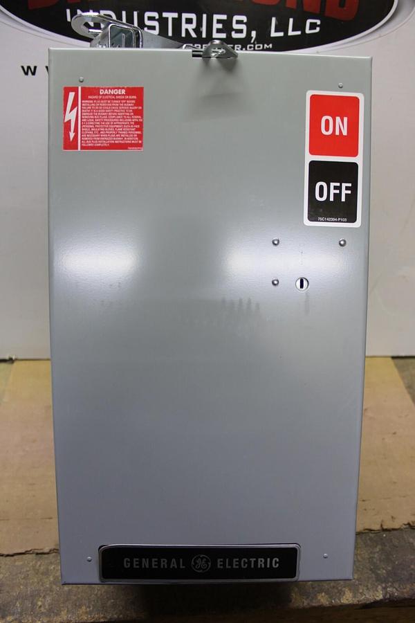 NEW SURPLUS GENERAL ELECTRIC BUS PLUG AC363RG 100 AMP 3-POLE 600 VAC 3-PHASE