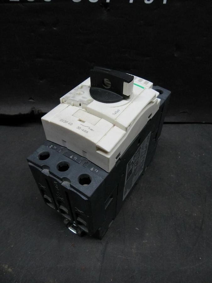 Used SCHNEIDER ELECTRIC GV3P40 MANUAL MOTOR CONTROL 30-40 AMP 30HP MOTOR STARTER