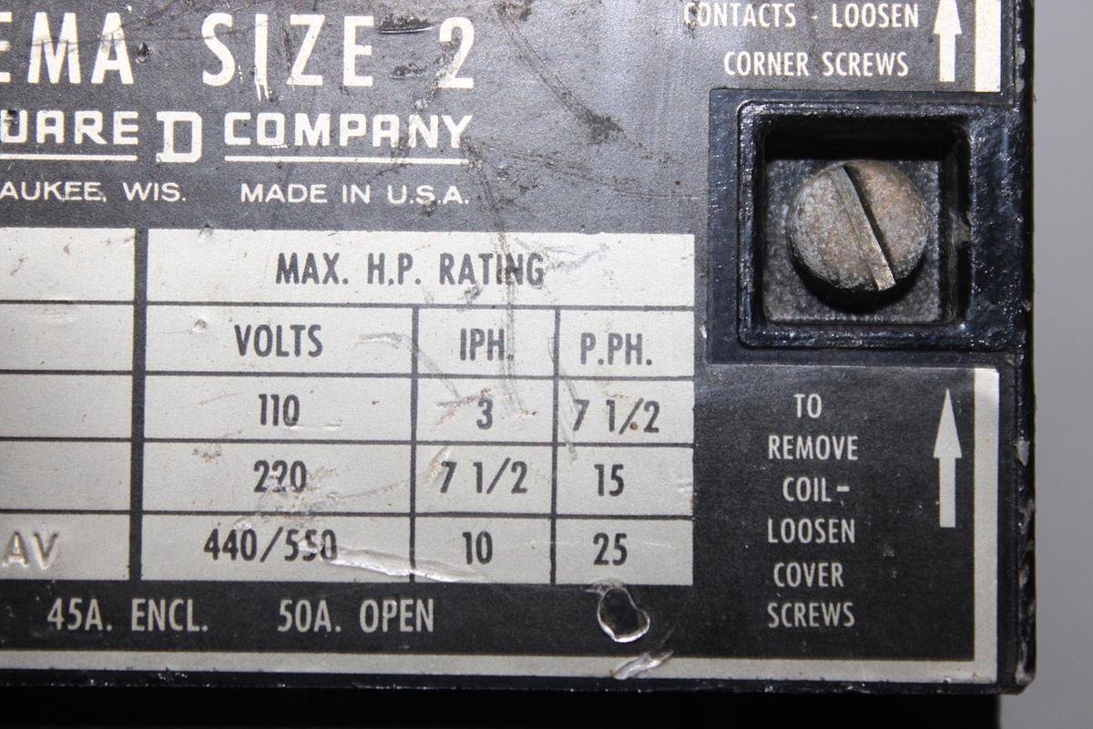 Used ITE GENERAL DUTY ENCLOSED SWITCH JU-321 30 AMP 240 VAC 3-PHASE NEMA 1