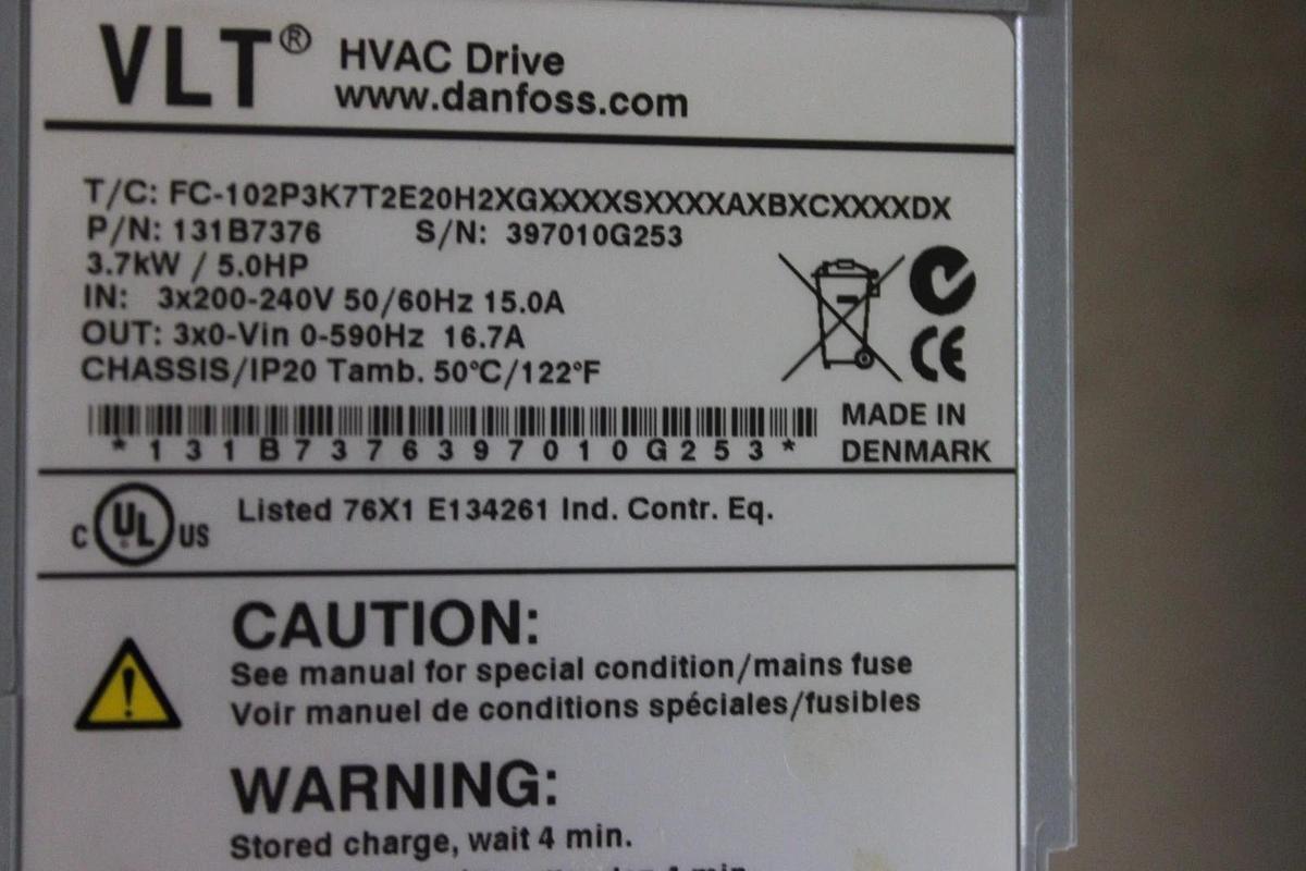 Used DANFOSS VLT HVAC DRIVE 131B7376 240 VAC 16.7 AMP 5 HP **WARRANTY INCLUDED**