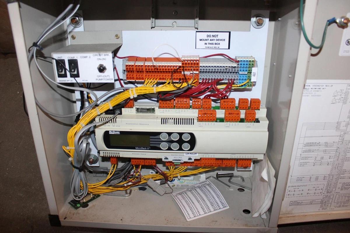 Used MCQUAY RETROFIT CENTRIFUGAL CHILLER CONTROL WSC079-DAA **WARRANTY INCLUDED**