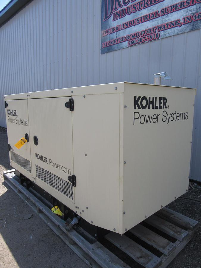 Used 50 KW GENERATOR KOHLER 5.0 NATURAL GAS / LP 120/208V 3 PH 347 HRS ENCLOSED VIDEO