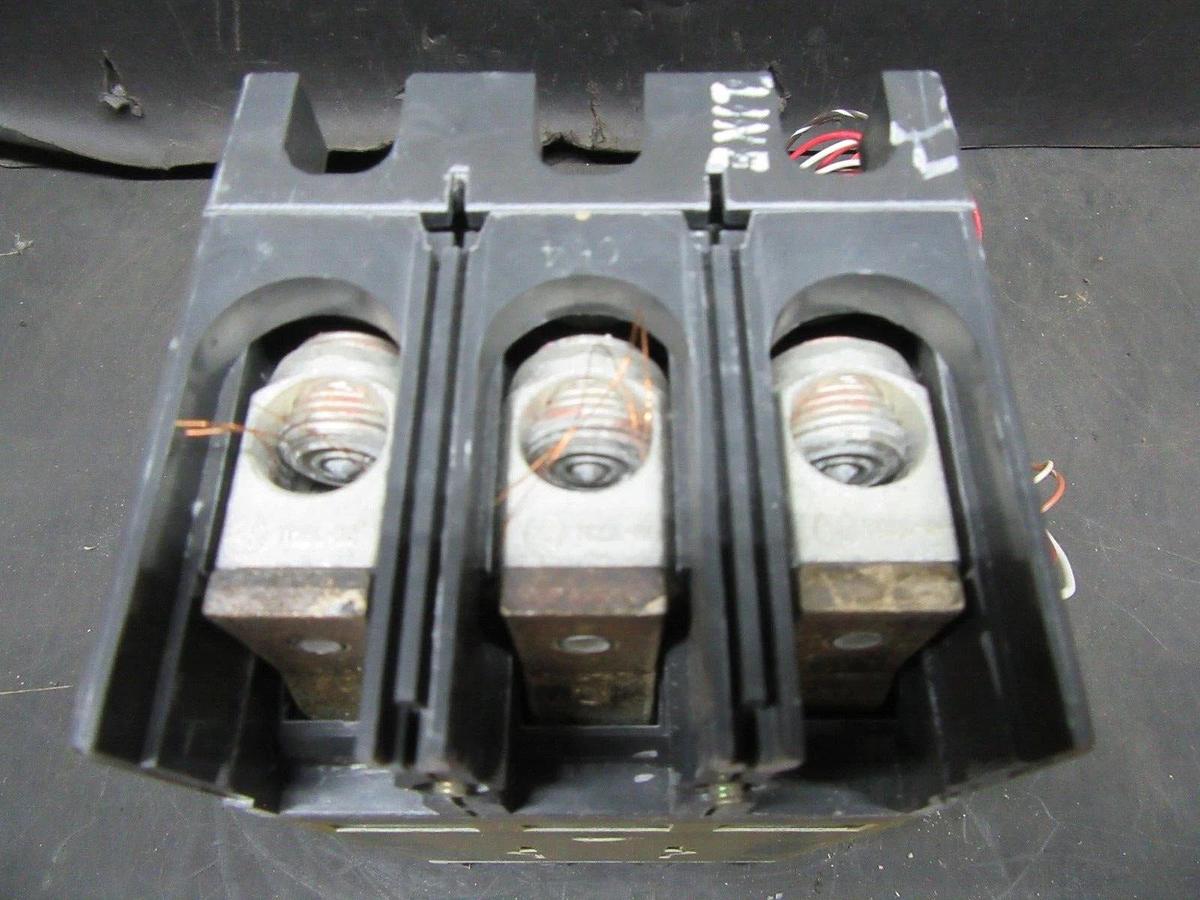 Used GE CIRCUIT BREAKER TFK236F000 175 AMP TRIP 600 VAC 3-POLE W/ AUXILIARY SWITCH