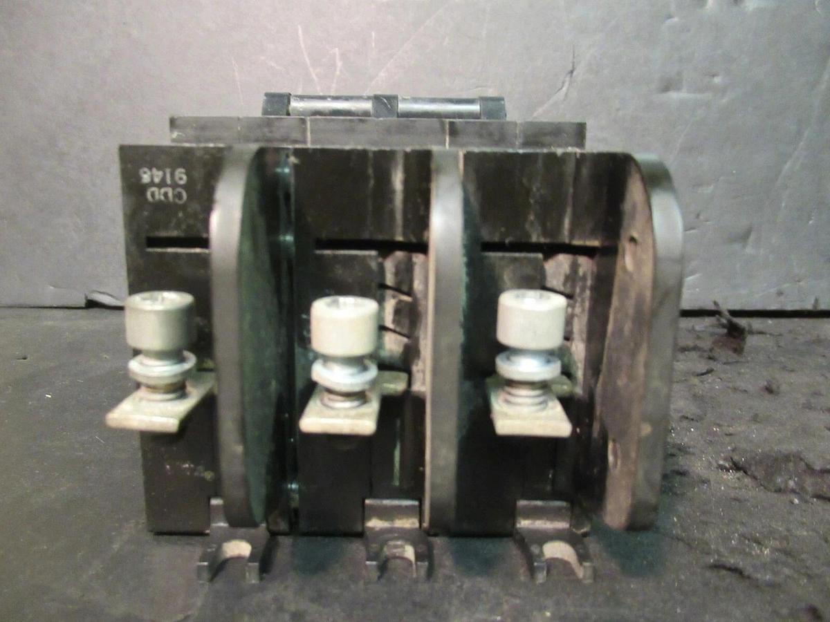 Used HEINEMANN AIRPAX CIRCUIT BREAKER CF3-Z33-25 63 AMP 600 VAC CF3-G8-AE