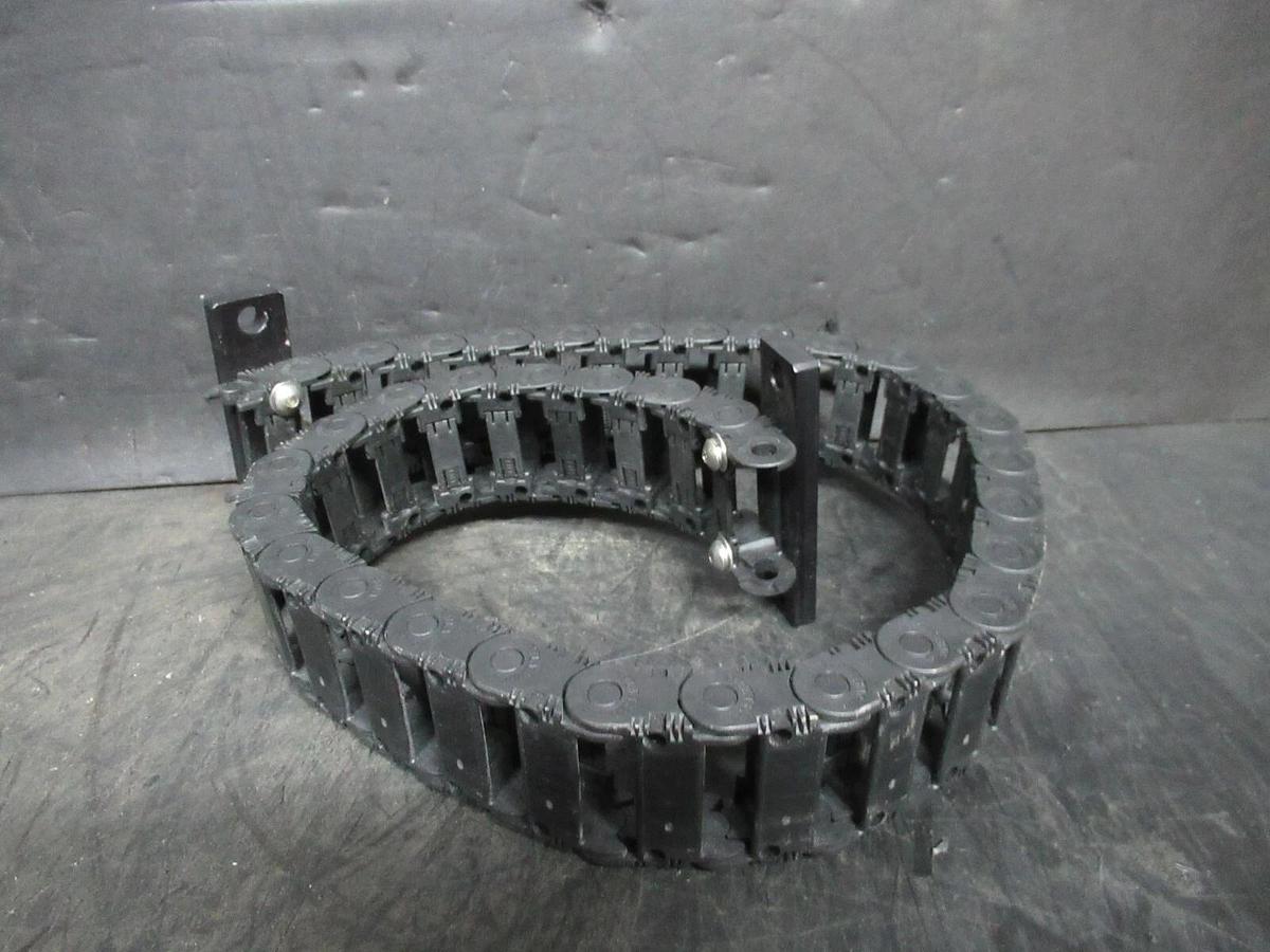 Used NYLATRAC ADJUSTABLE WIRE TRACK 34 LINKS 17" LENGTH X 1 1/2" WIDTH X 1/2" TALL