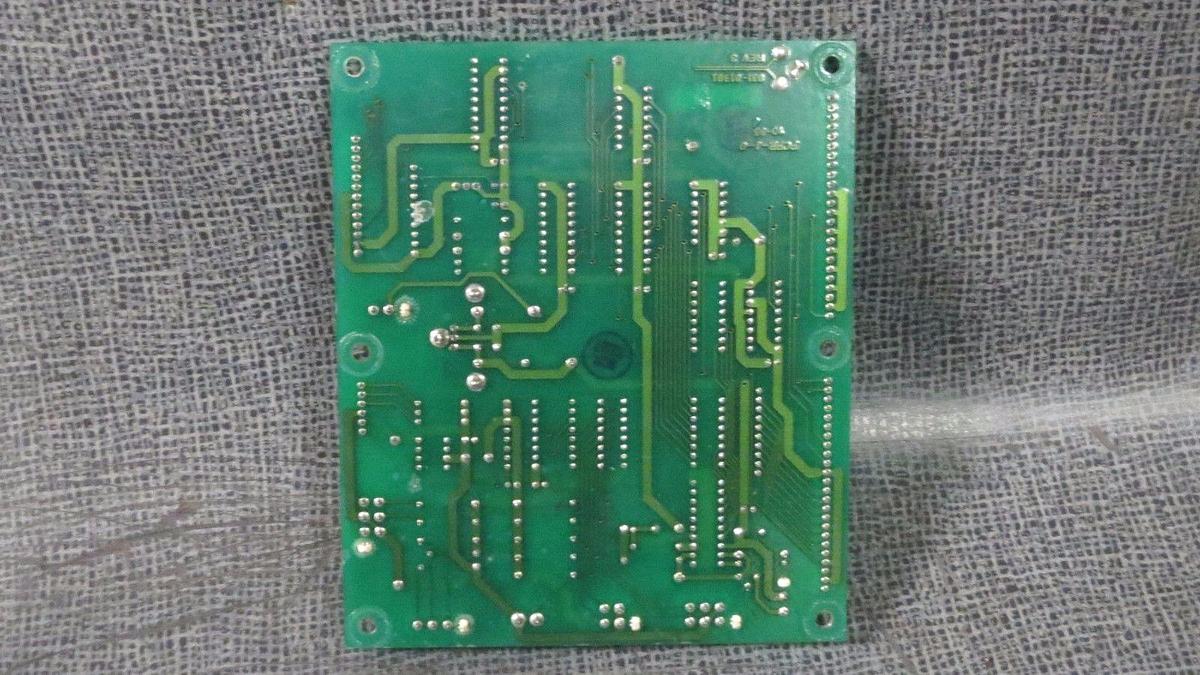 Used YORK CONTROL I/O EXPANSION CIRCUIT BOARD MODEL 031-01301-001 REV B