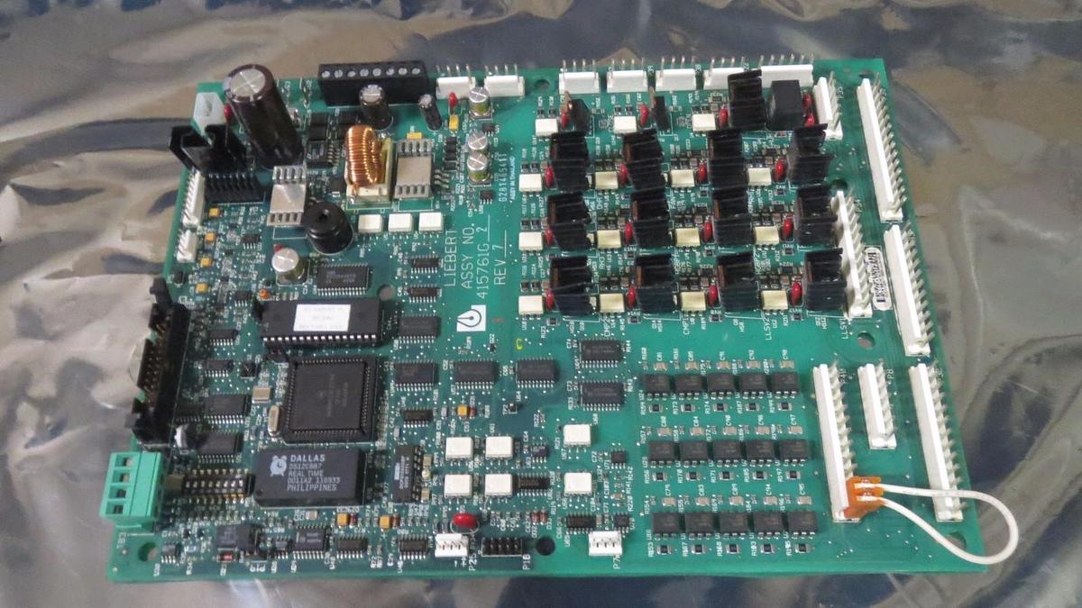 Used LIEBERT CONTROL CIRCUIT BOARD  MODEL: 415761G2 REV 7 **WARRANTY INCLUDED**