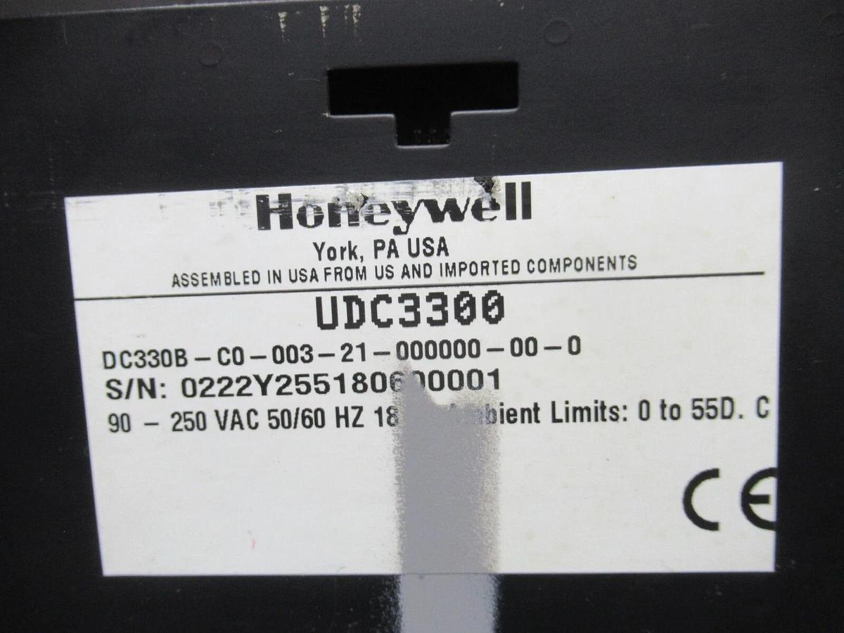 Used HONEYWELL BURNER CONTROL KEYBOARD DISPLAY UDC3300 DC330B-C0-003-21-000000-00-0