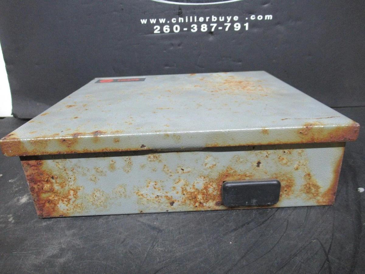 Used TRANE OUTDOORS ELECTRICAL ENCLOSURE 10.5" X 10" X 3" **WARRANTY INCLUDED**