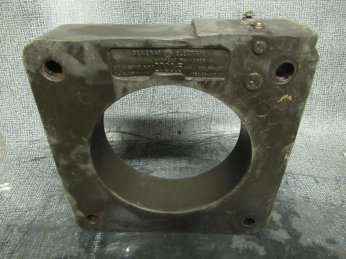 Used GENERAL ELECTRIC CURRENT TRANSFORMER 837X87 RATIO: 2000:5 A 50-400 HZ