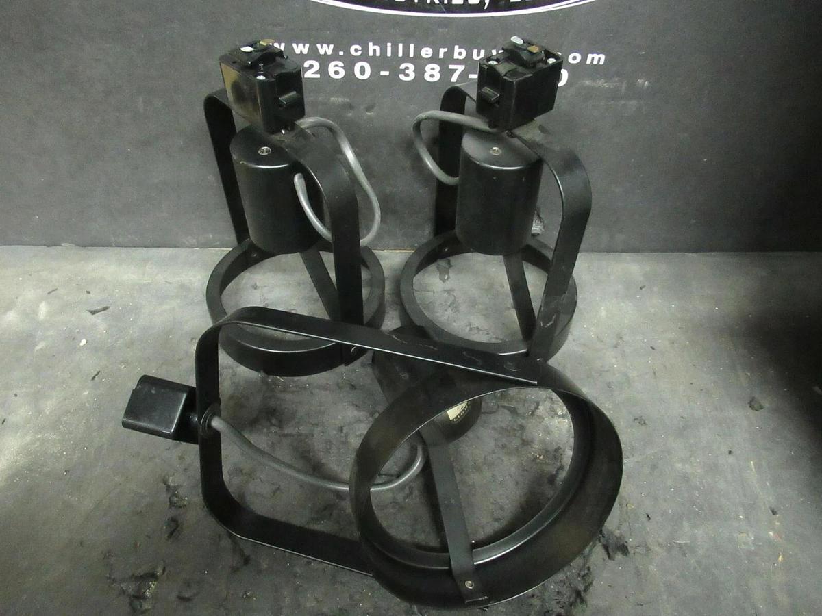 Used LIGHTOLIER 9022BK LYTESPAN 250 WATT MAX LAMP TRACK LIGHTING FIXTURE BLACK PAR 38