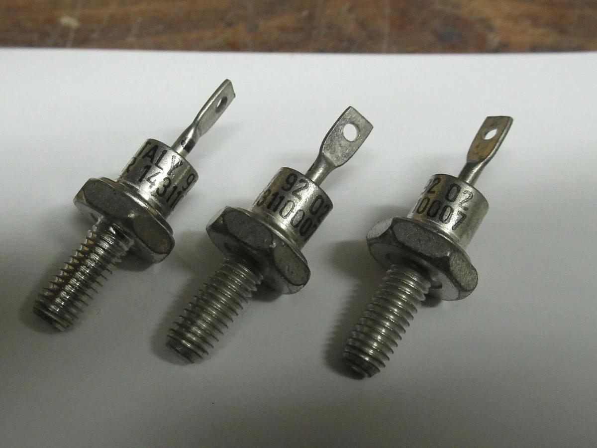 NEW SURPLUS (3) INTERNATIONAL 143110007 RECTIFIER DIODE STUDS VISHAY *WARRANTY*