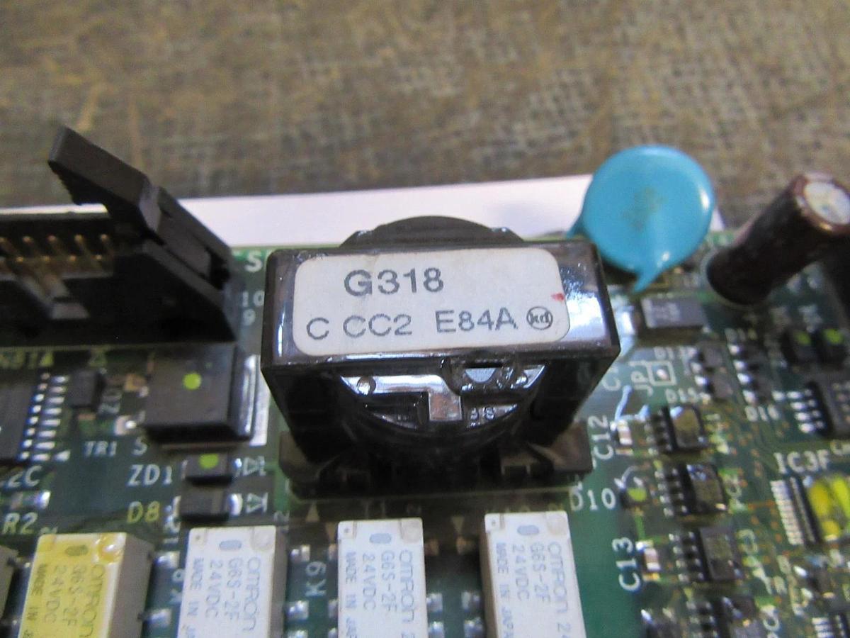 Used MITSUBISHI RELAY BOARD RYDR-XA 036274081E **WARRANTY INCLUDED**