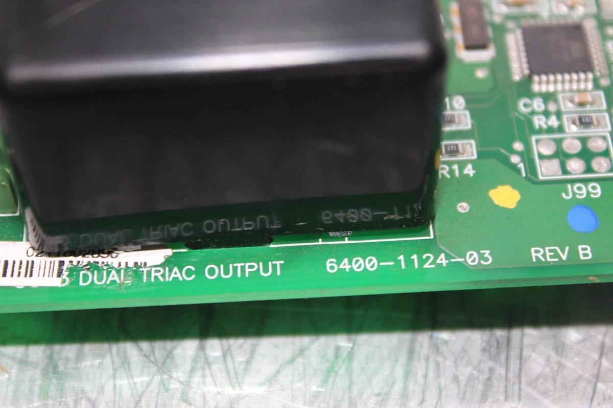 Used TRANE DUAL TRIAC OUTPUT CIRCUIT BOARD 6400-1124-03 REV. B X13650734-05 REV. H