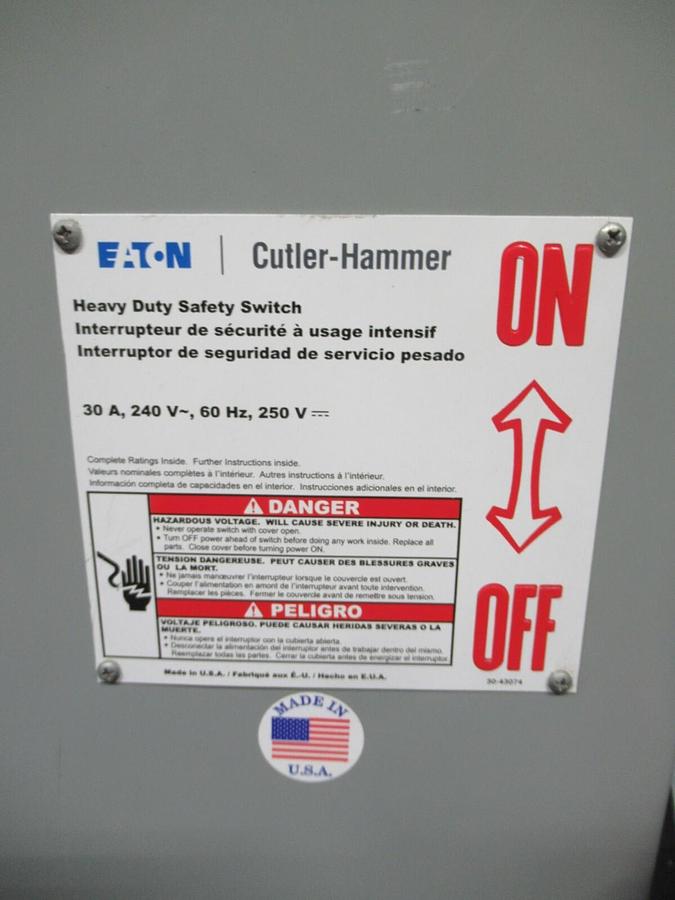 Used EATON HEAVY DUTY SAFETY DISCONNECT DH221FGK 240 VAC 30 AMP 7.5 HP 2-POLE