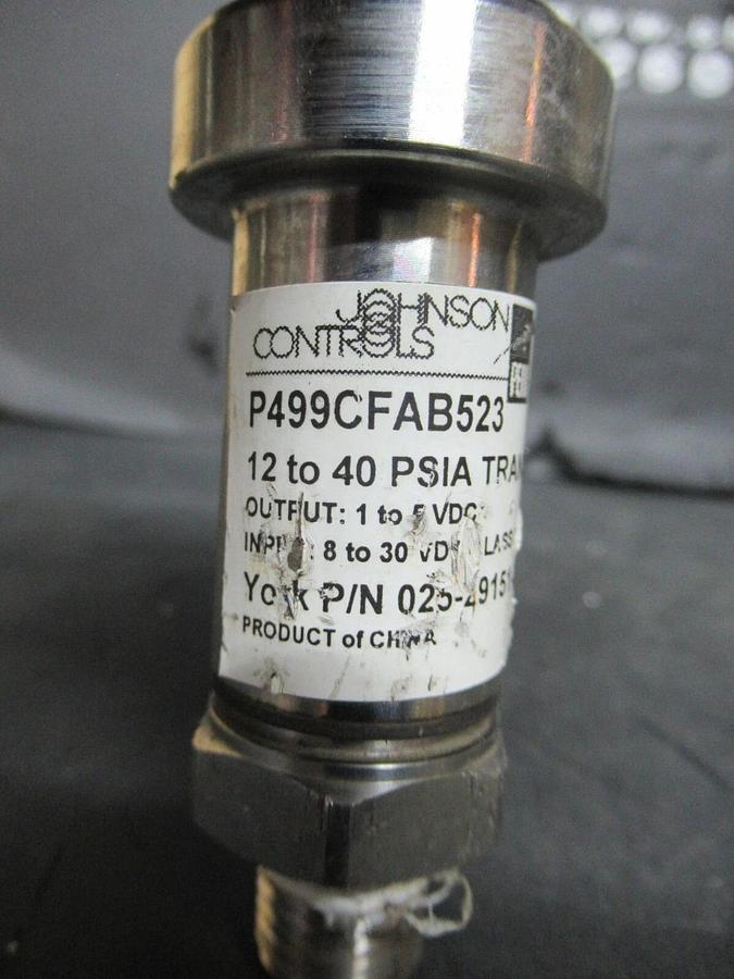 Used JOHNSON CONTROLS P499CFAB523 PRESSURE TRANSDUCER 40 PSIA 30 VDC 025-29151-001