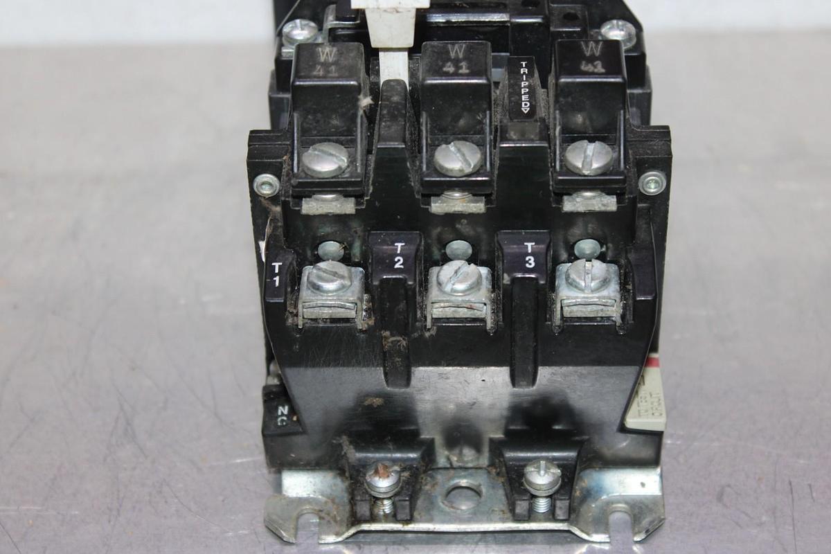 Used ALLEN BRADLEY NEMA STARTER 509-AOD SIZE 0 18 AMP 600 VOLT 3-PHASE 5 HP