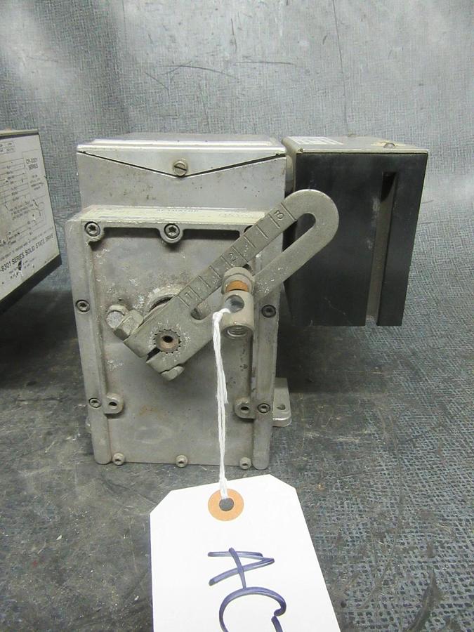 Used BARBER COLMAN MP-381-600-0-2 ACTUATOR 24V 2.2A 28W W/ CP-8301-024-1 DRIVE