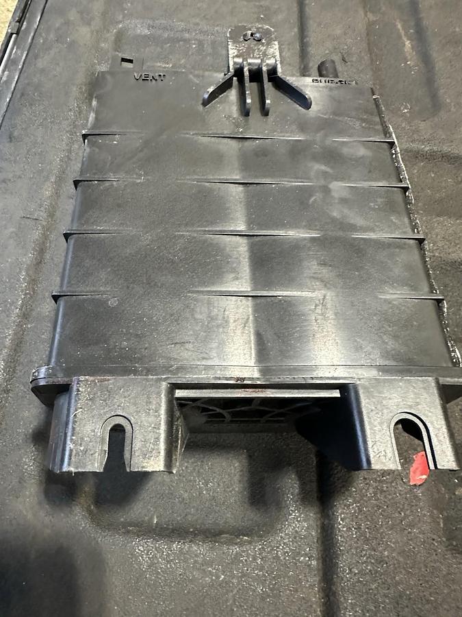 Used Genuine Ford Vapor Canister LC3Z-9D653-E