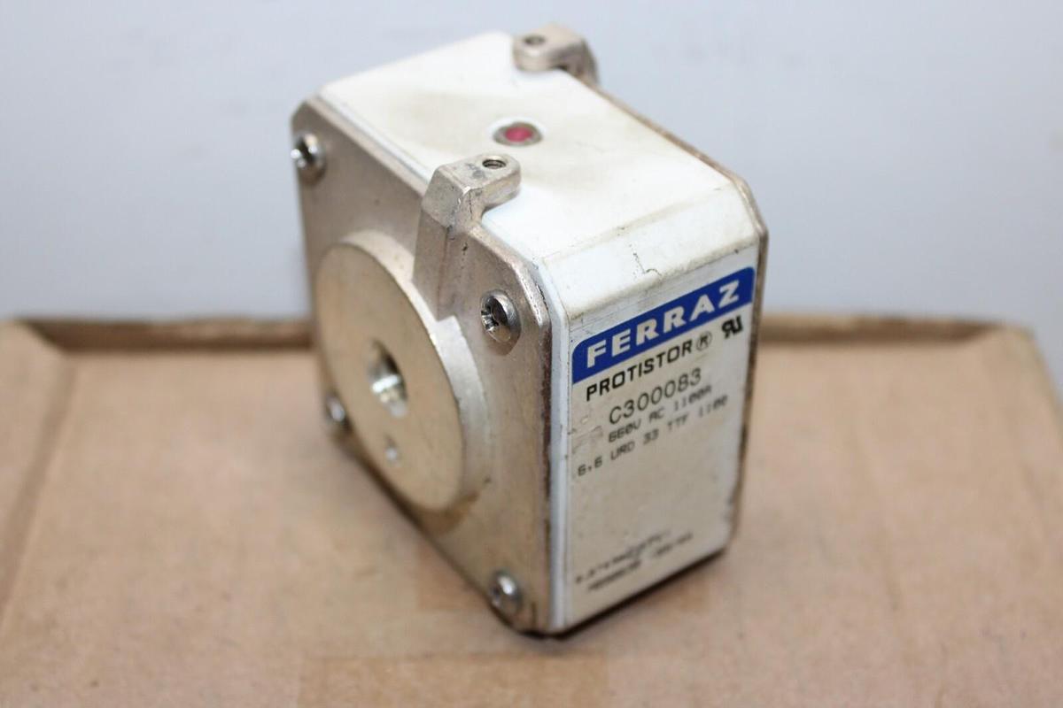 Used FERRAZ PROTISTOR SQUARE BODY FUSE C300083 660 VAC 1100 AMP **WARRANTY**
