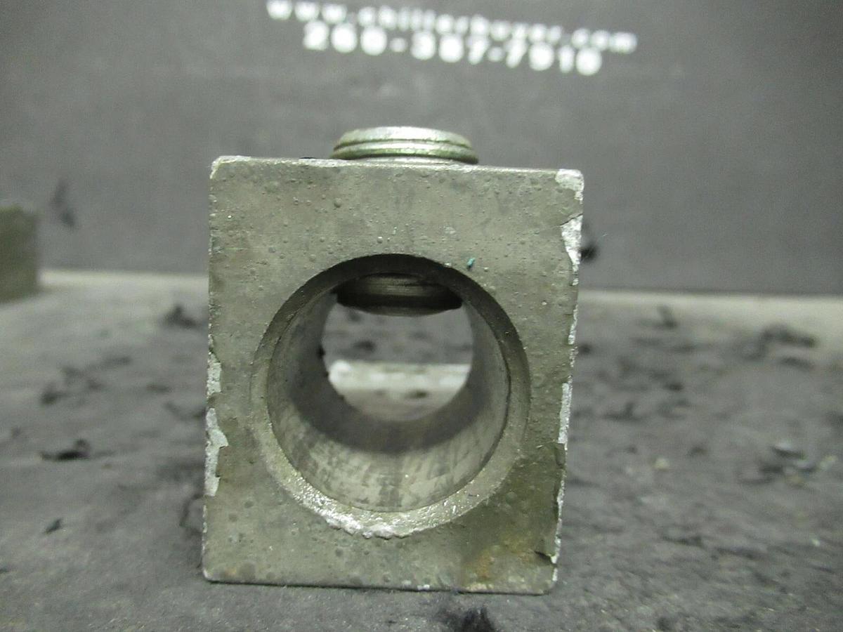 Used (3) QTY GE DXLCA42 1 SINGLE BARREL MECHANICAL CONNECTOR LUGS TAP 600 MCM - 2