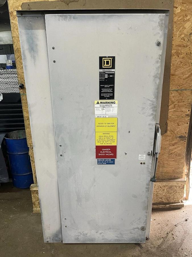 Used SQUARE D HEAVY DUTY SAFETY SWITCH HU368R 1200 AMP 600 VOLT NEMA 3R/5 3-PHASE