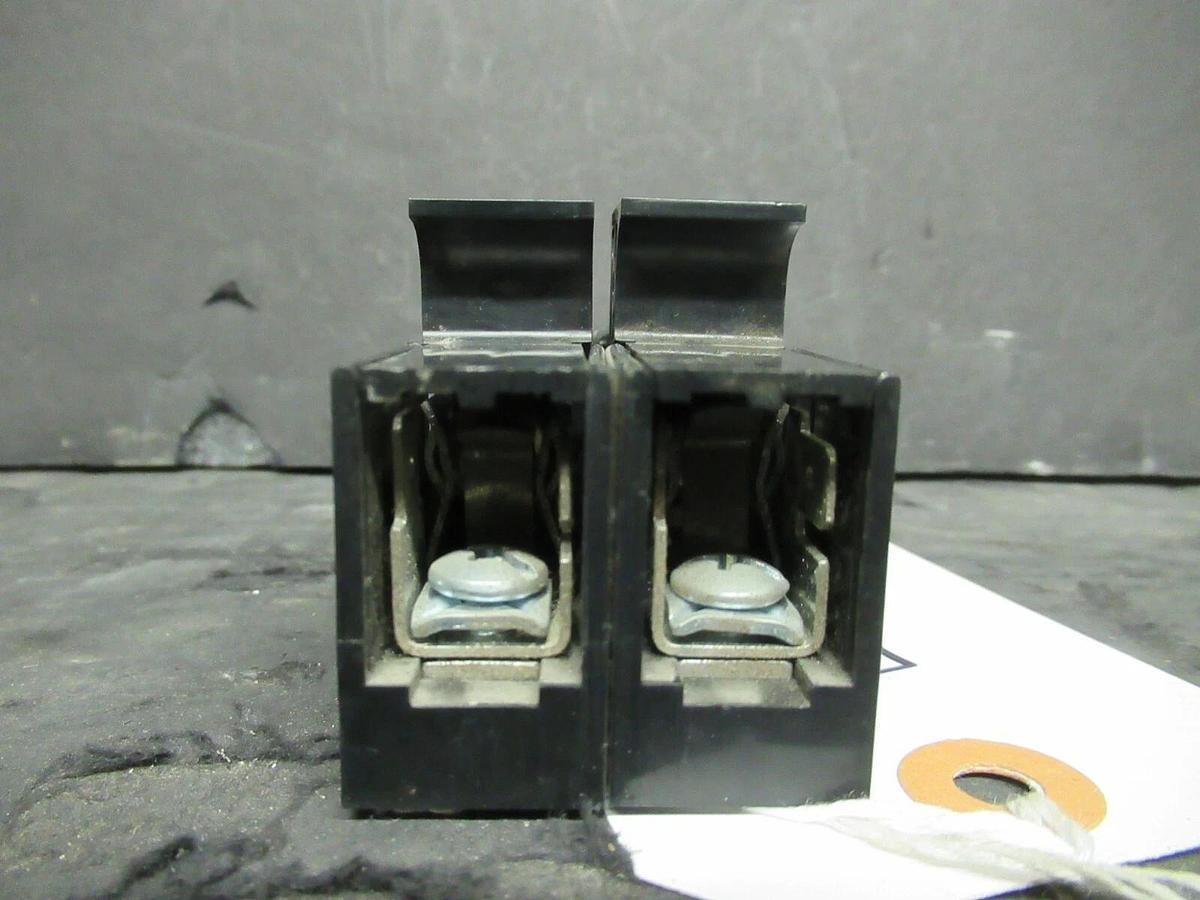 Used LITTELFUSE FUSE HOLDER L60030C-2PQ 600 VOLT 30 AMP CLASS CC FUSES W/ FUSES