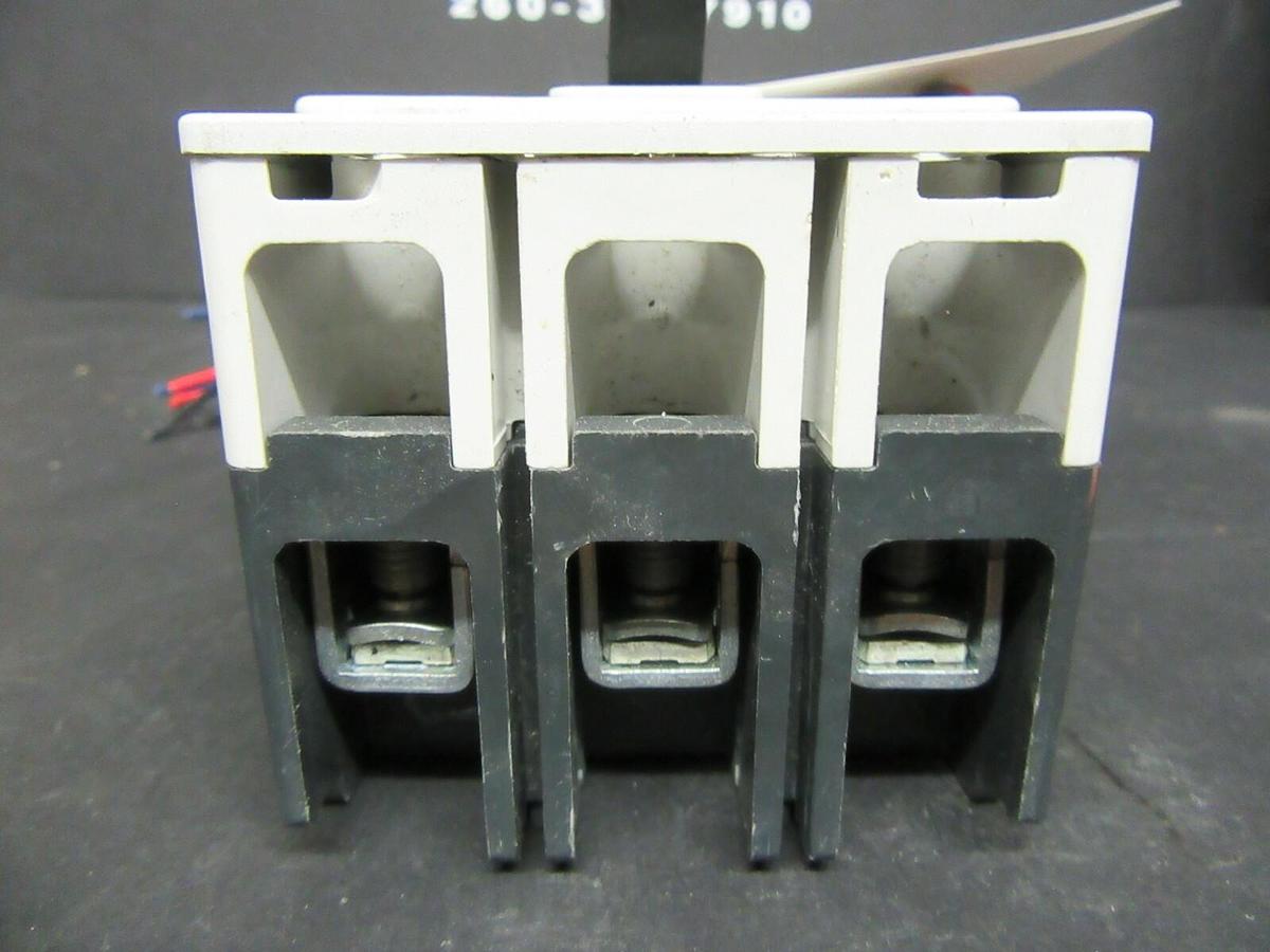 Used 3 AMP ALLEN BRADLEY BREAKER 140M-H8P-B30 3 POLE 480 VAC **WARRANTY INCLUDED!**