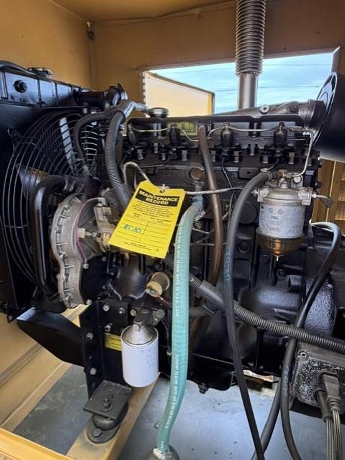 Used 30 KW DIESEL GENERATOR ELLIOTT 120/240V RE-CONNECTABLE SOUND ENCLOSED 866 HRS