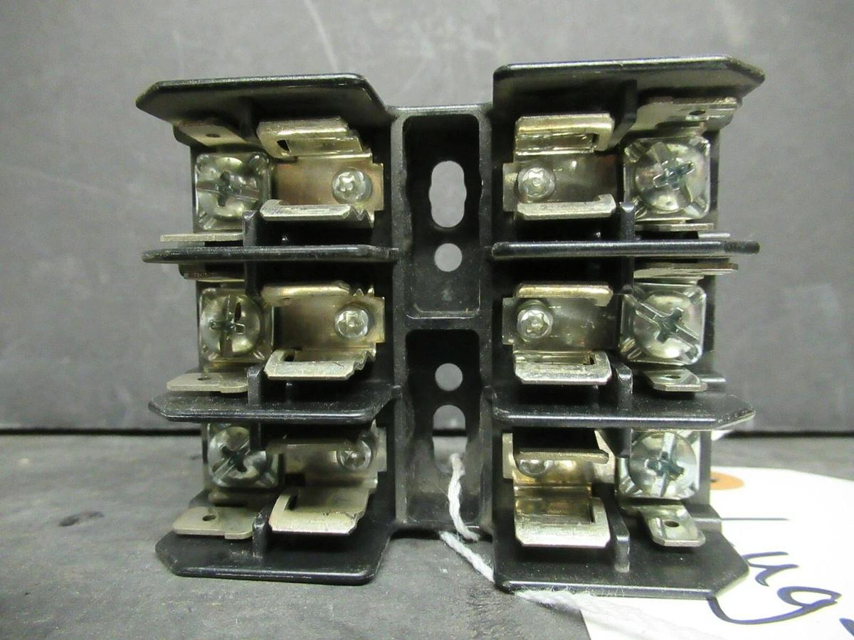 Used BUSSMAN FUSE HOLDER BM6033PQ FOR 30 AMP 600 V FUSES **WARRANTY**