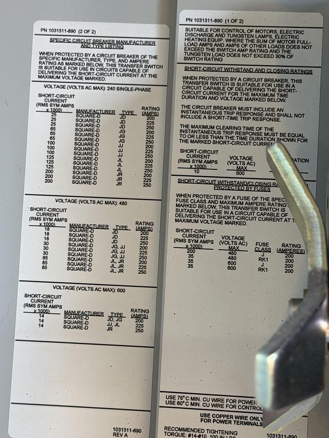 NEW INTERSECT AUTOMATIC TRANSFER SWITCH 240V 1-PHASE ILC-1220030-3R NEMA 3R SERVICE RATED