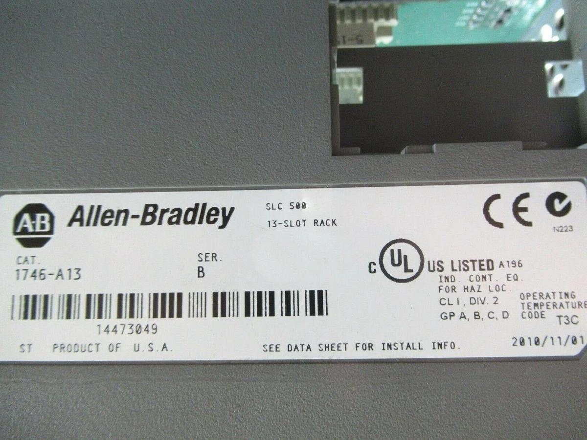 Used ALLEN BRADLEY PLC CHASIS 13 SLOT 1746-A13 W/ SLC500 POWER SUPPLY 1746-P2 REV B