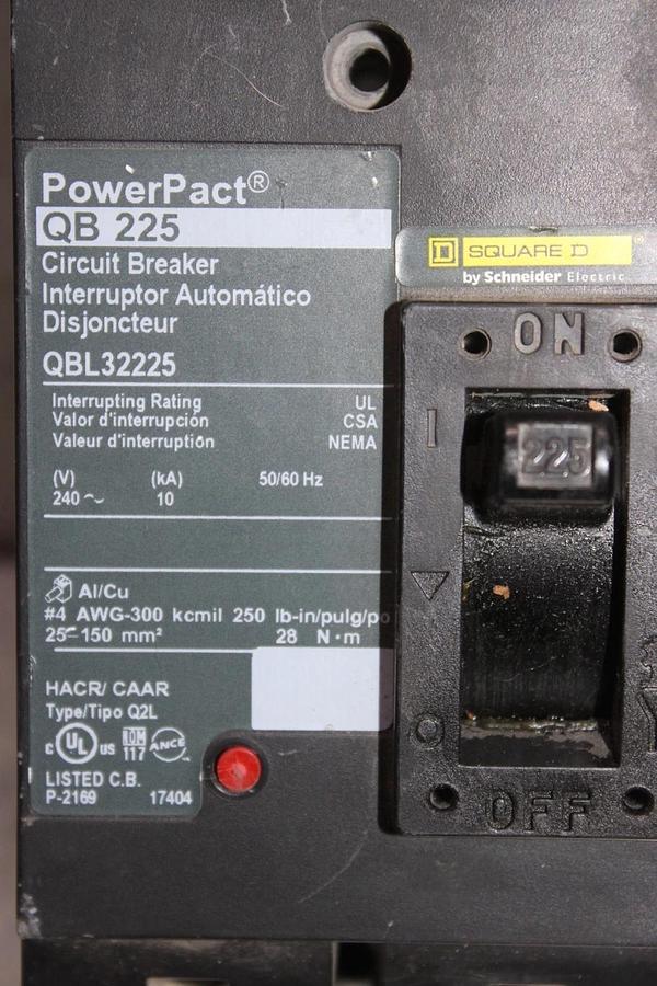 Used SQUARE D POWERPACT CIRCUIT BREAKER QBL32225 225 AMP 240 VAC 3-POLE QB-225