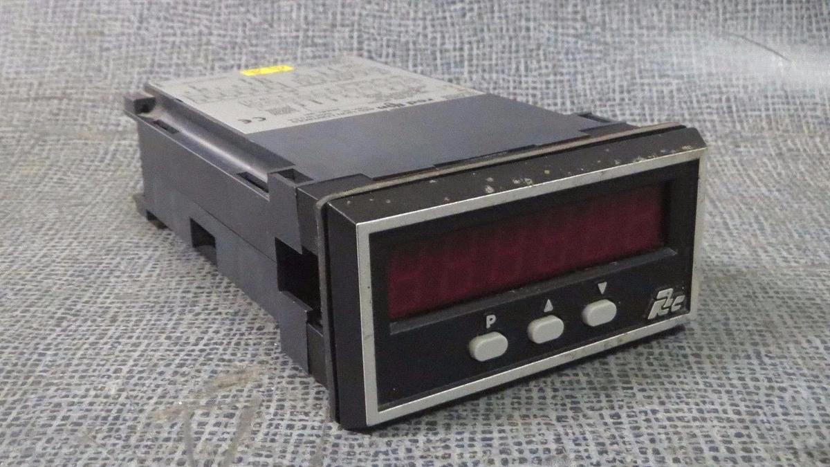 Used RED LION CONTROLS THERMOCOUPLE METER 115/230 VAC  MODEL:  IMT02060 **WARRANTY**