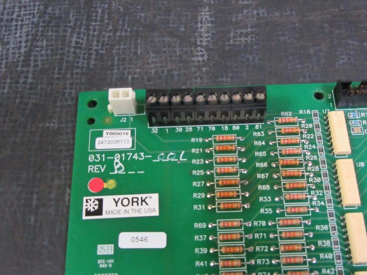 Used YORK RELAY CIRCUIT BOARD 031-01743-001 REV B **WARRANTY INCLUDED**