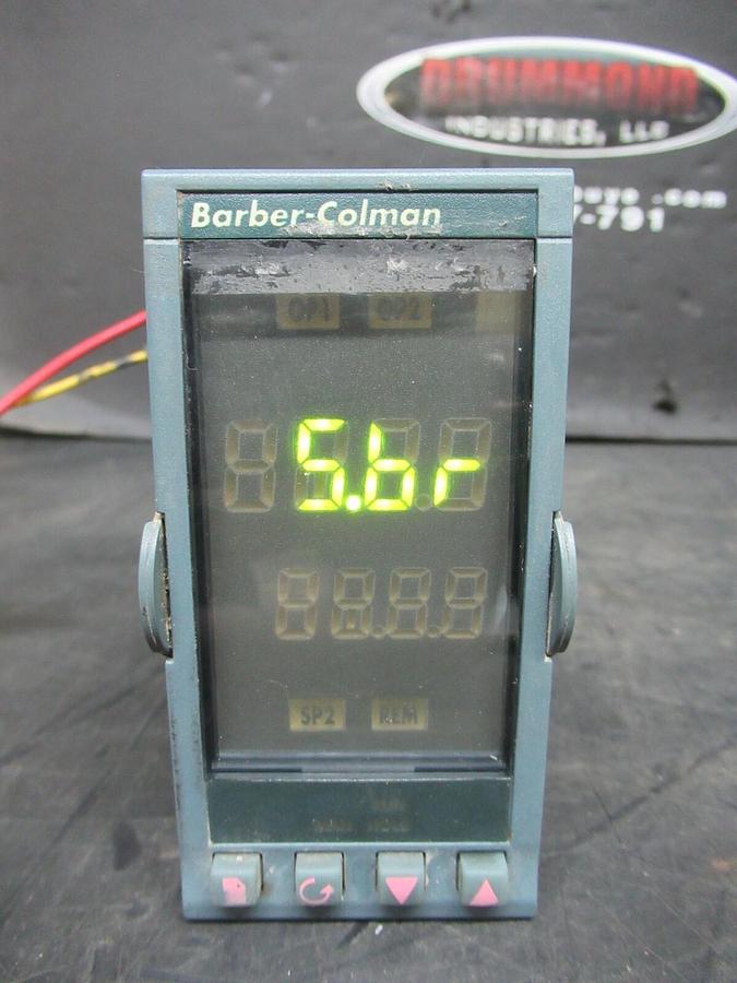 Used BARBER COLMAN PRECISION TEMPERATURE CONTROLLER 2208/NS/VH 240 VAC 10 WATT