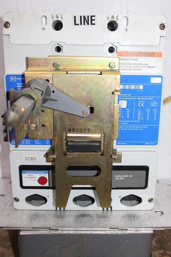 Used CUTLER HAMMER CIRCUIT BREAKER HLD3600F 600 AMP 600 VAC 3-POLE W/ SHUNT TRIP