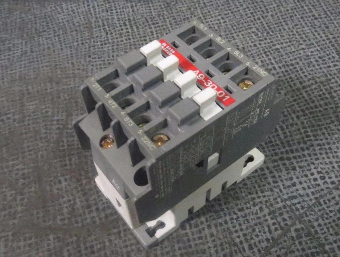 Used LOT OF 4 ABB CONTACTOR 21 AMP 600 VAC 110-120V COIL 7.5 HP  MODEL: A9-30-01