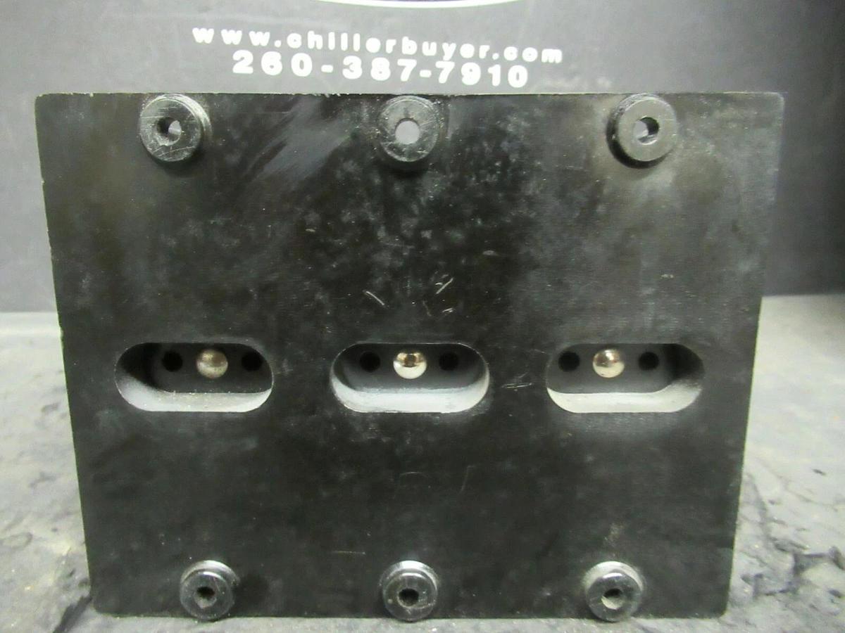 Used BUSS 16481-3 DISTRIBUTION LUG SET 380 AMP 600 VAC 3 POLE 500 MCM - 1/4-20 STUD