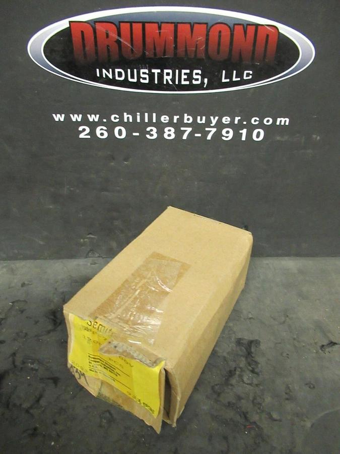 (1 ea) NEW IN BOX BUSS SEMITRON SPP-7E1200 1200 AMP 700 V FUSE BUSSMANN COOPER