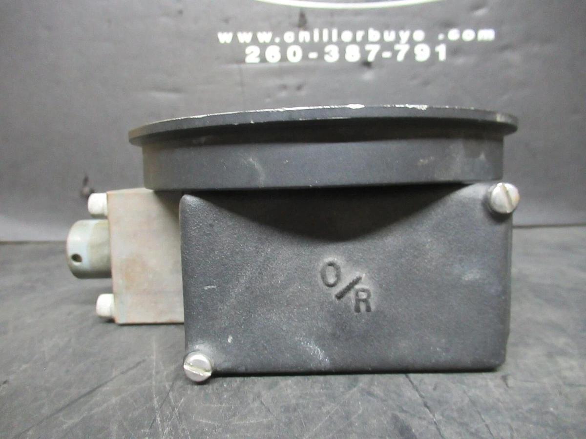 Used ORANGE RESEARCH PRESSURE GAUGE 1516DGS-1E-4.5B-13 1500 PSI 140 VAC 1 AMP